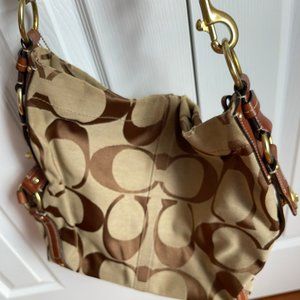 AUTHENTIC COACH Signature Shoulder Bag